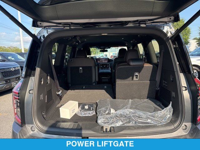 2026 Nissan Armada SL - Photo 17