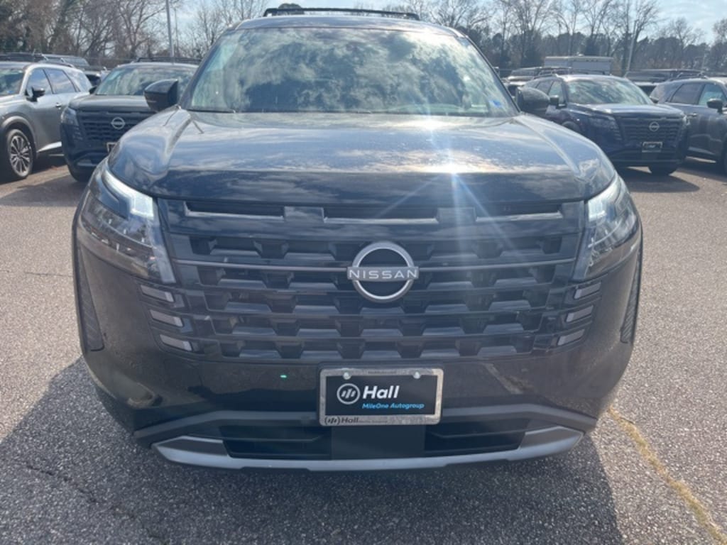 New 2026 Nissan Pathfinder SL SUV