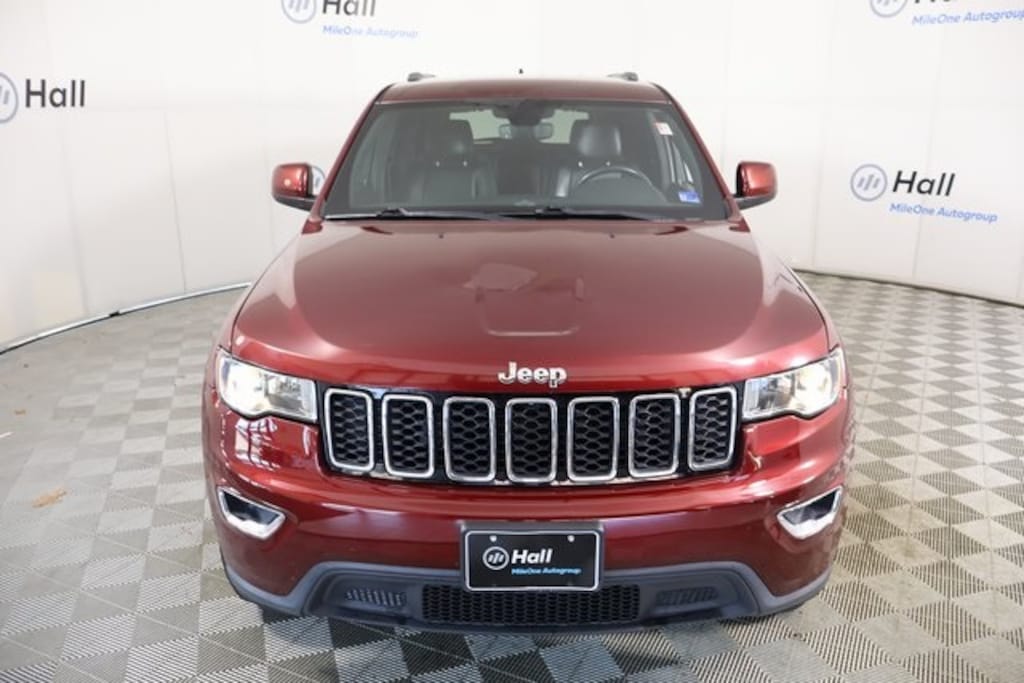 Used 2018 Jeep Grand Cherokee Laredo E SUV