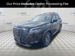 2026 Nissan Pathfinder SL SUV