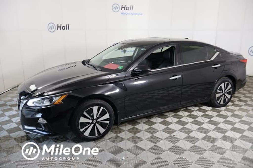 Used 2021 Nissan Altima 2.5 SL Sedan