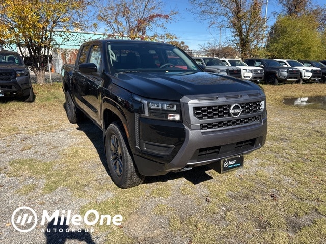 2026 Nissan Frontier SV's photo