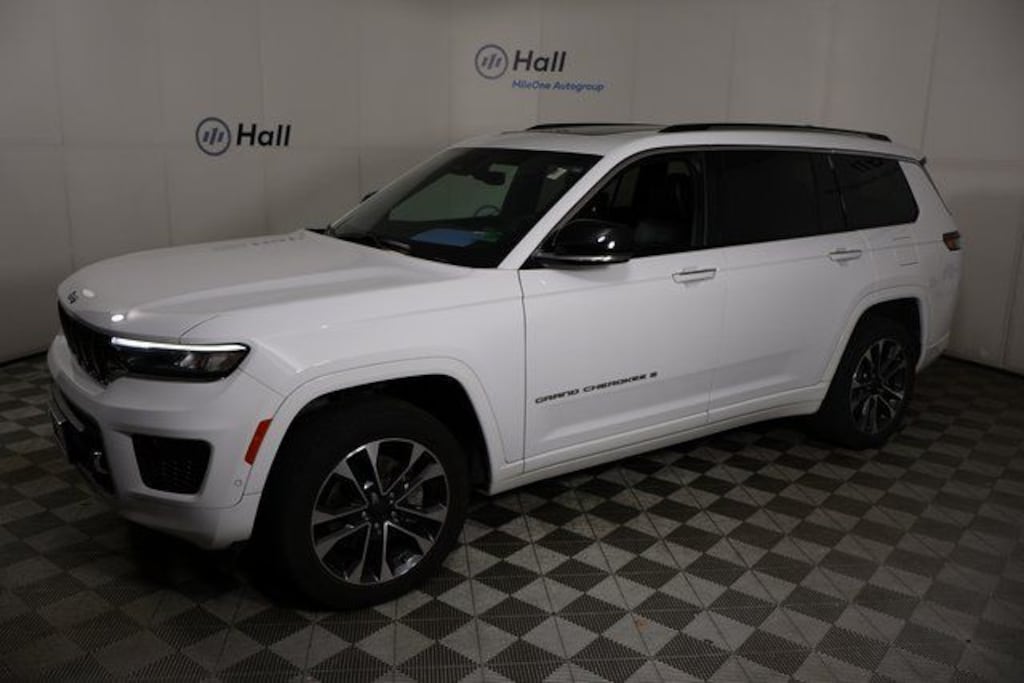 Used 2023 Jeep Grand Cherokee L Overland SUV