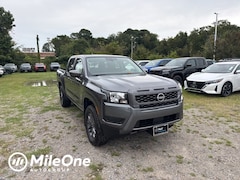 2025 Nissan Frontier SV Truck