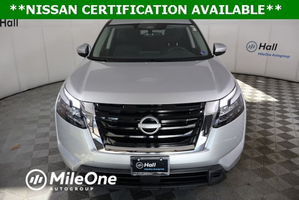 Used 2025 Nissan Pathfinder SV SUV