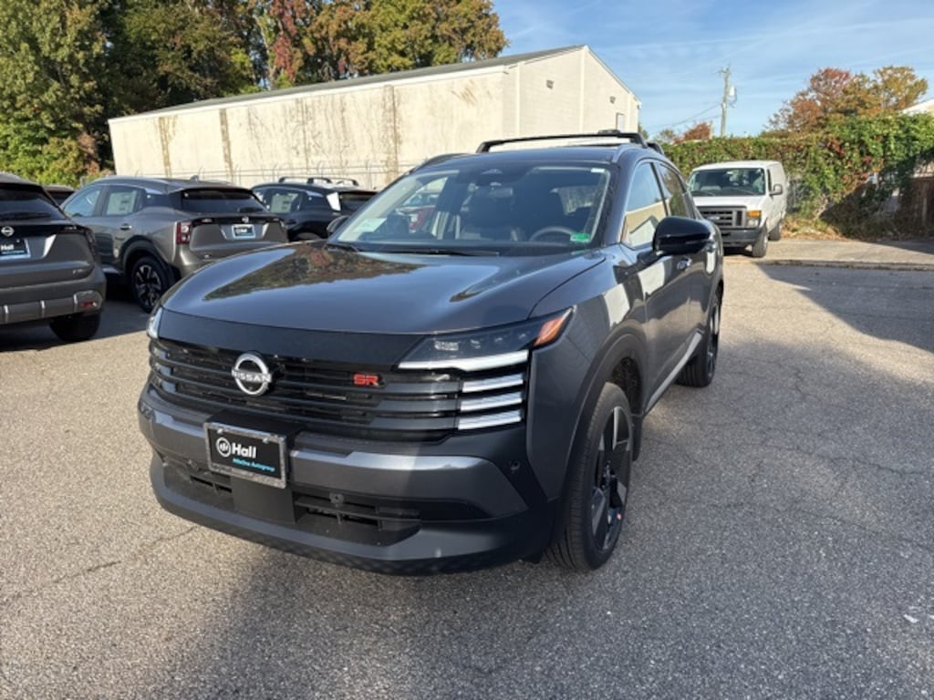 New 2026 Nissan Kicks SR SUV