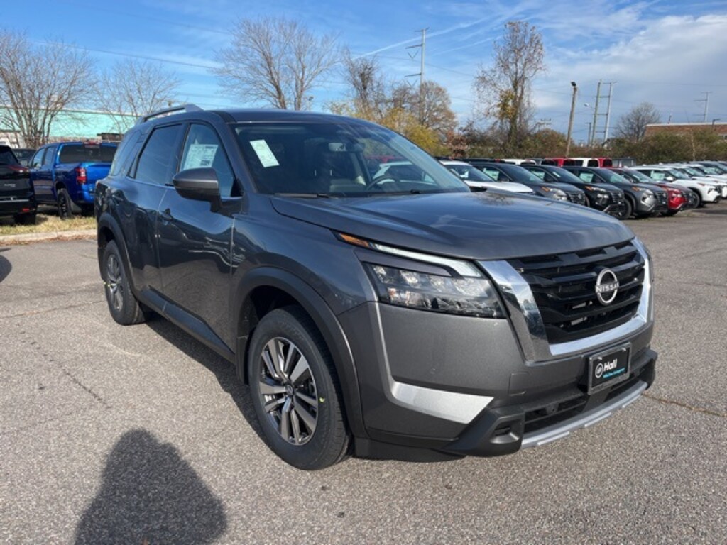 New 2025 Nissan Pathfinder SL SUV
