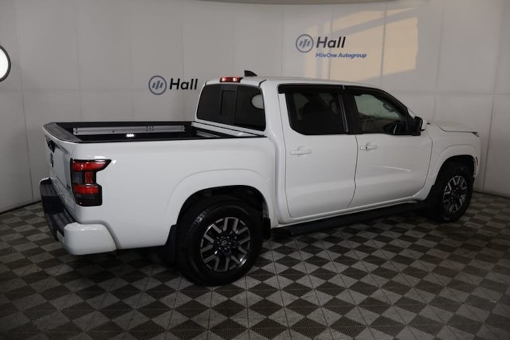 Used 2022 Nissan Frontier SV Truck