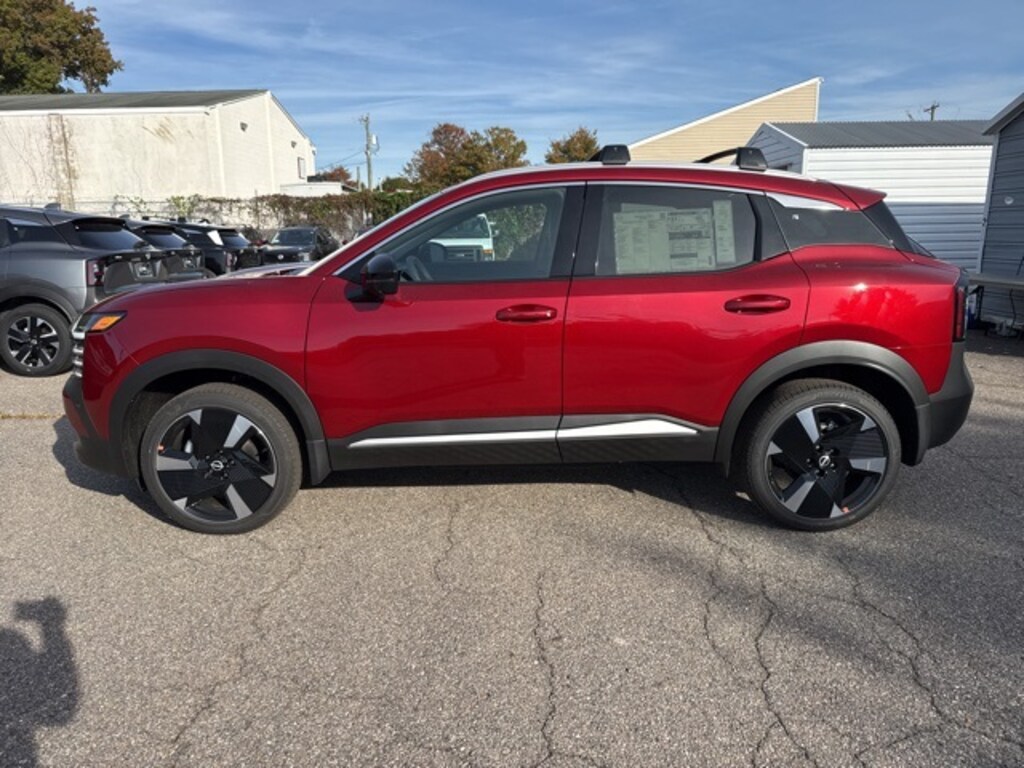 New 2026 Nissan Kicks SR SUV