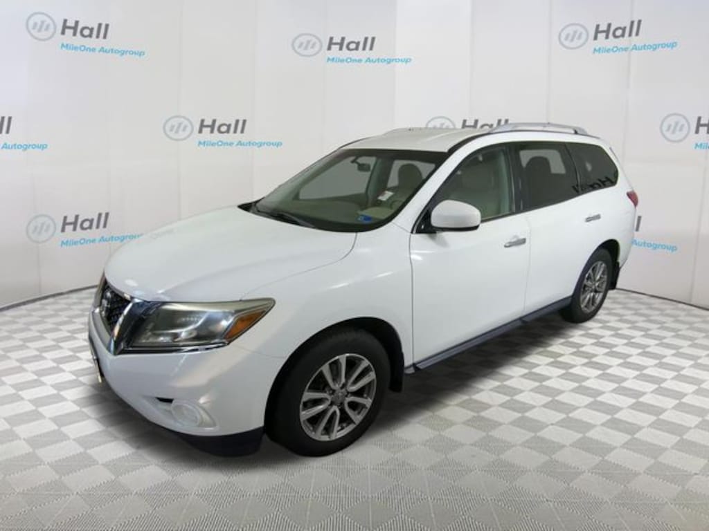 Used 2015 Nissan Pathfinder S SUV