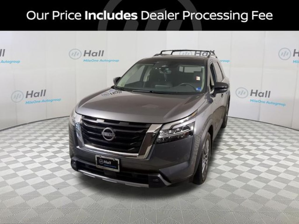 Used 2024 Nissan Pathfinder SL SUV