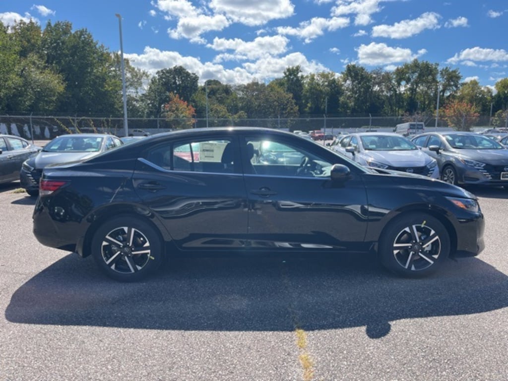 New 2025 Nissan Sentra SV Sedan