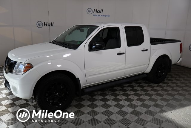 2020 Nissan Frontier SV's photo