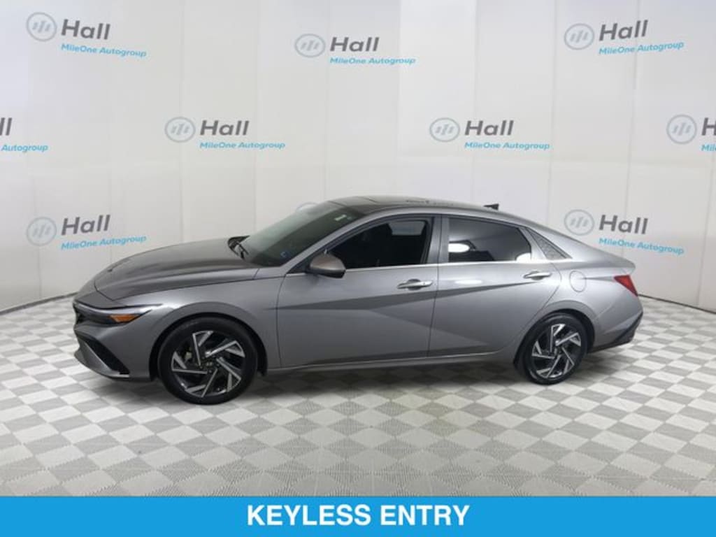 Used 2024 Hyundai Elantra SEL Sedan