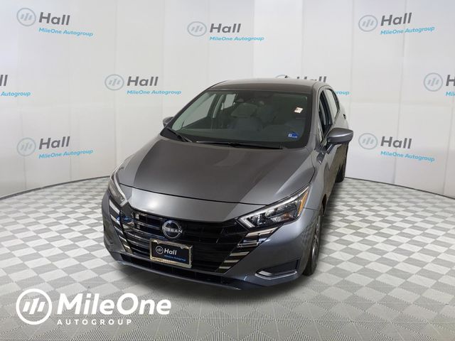 2025 Nissan Versa 1.6 SV CVT's photo