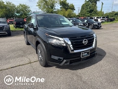 2025 Nissan Pathfinder SV SUV