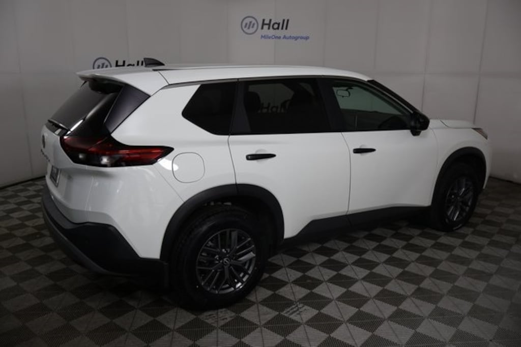 Used 2023 Nissan Rogue S SUV