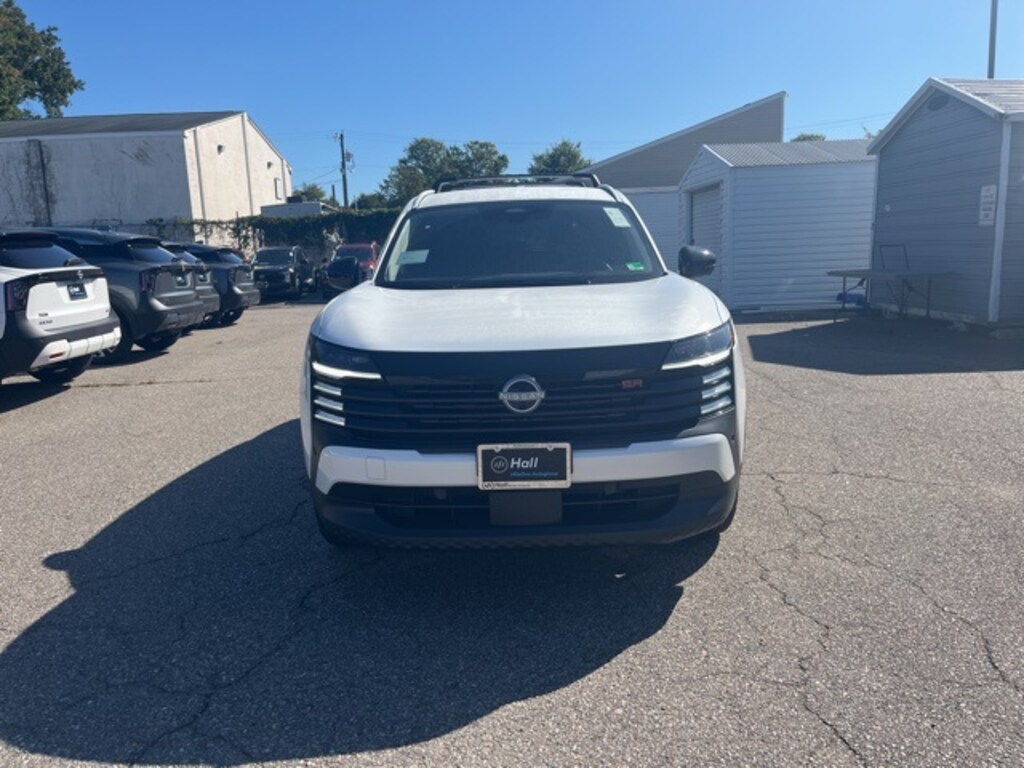 New 2026 Nissan Kicks SR SUV