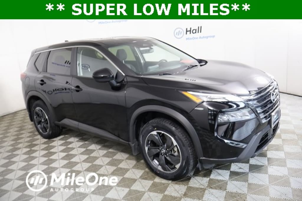 Used 2024 Nissan Rogue SV SUV
