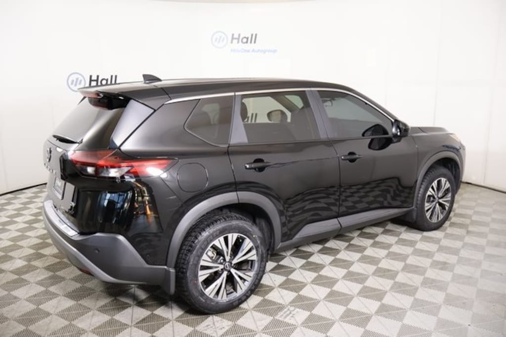 Used 2023 Nissan Rogue SV SUV