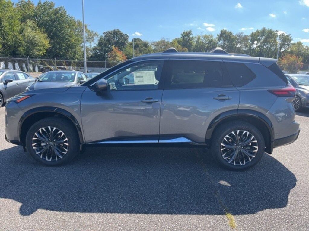New 2026 Nissan Rogue Platinum SUV
