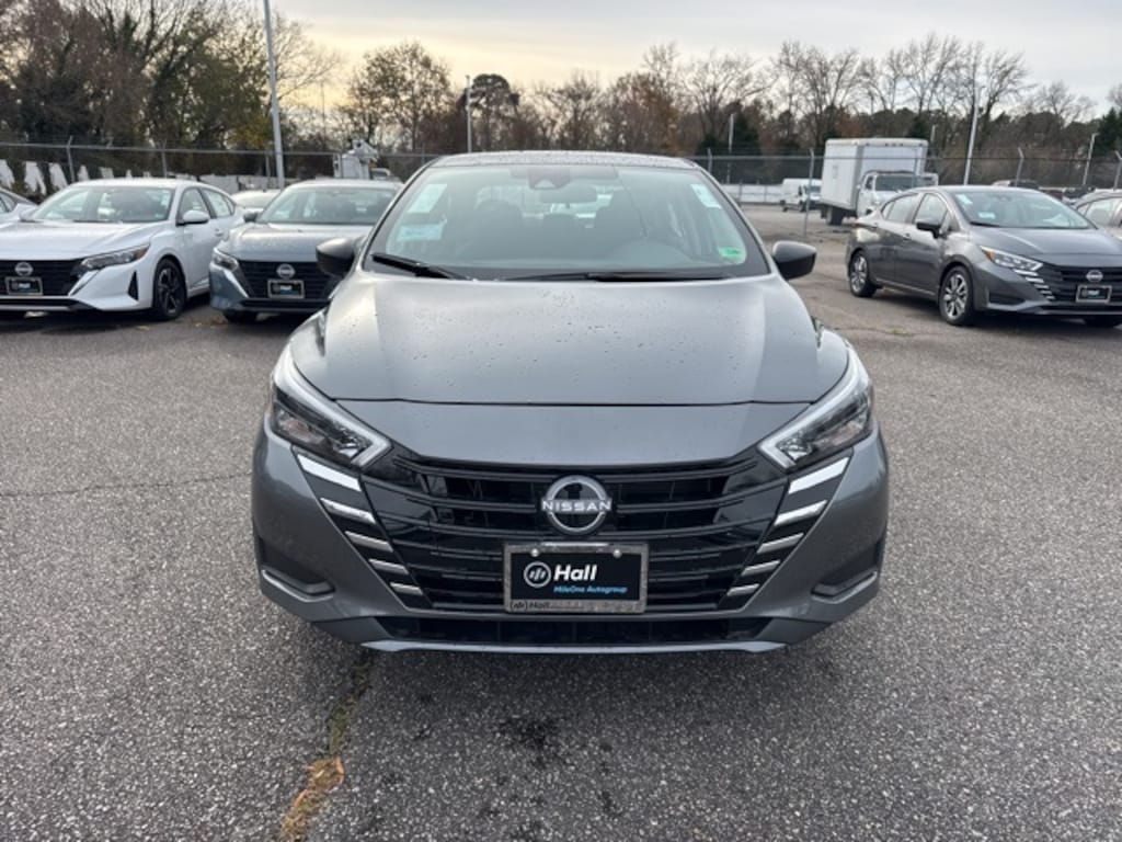New 2025 Nissan Versa 1.6 S Sedan