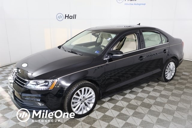 2016 Volkswagen Jetta SEL's photo