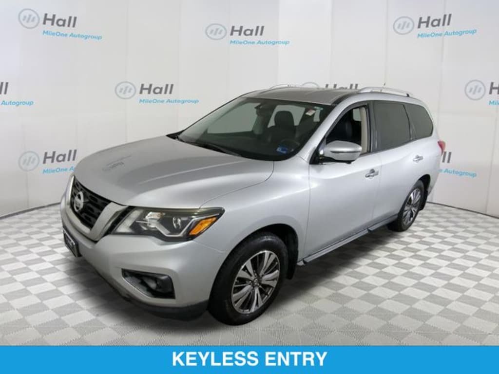 Used 2017 Nissan Pathfinder SL SUV
