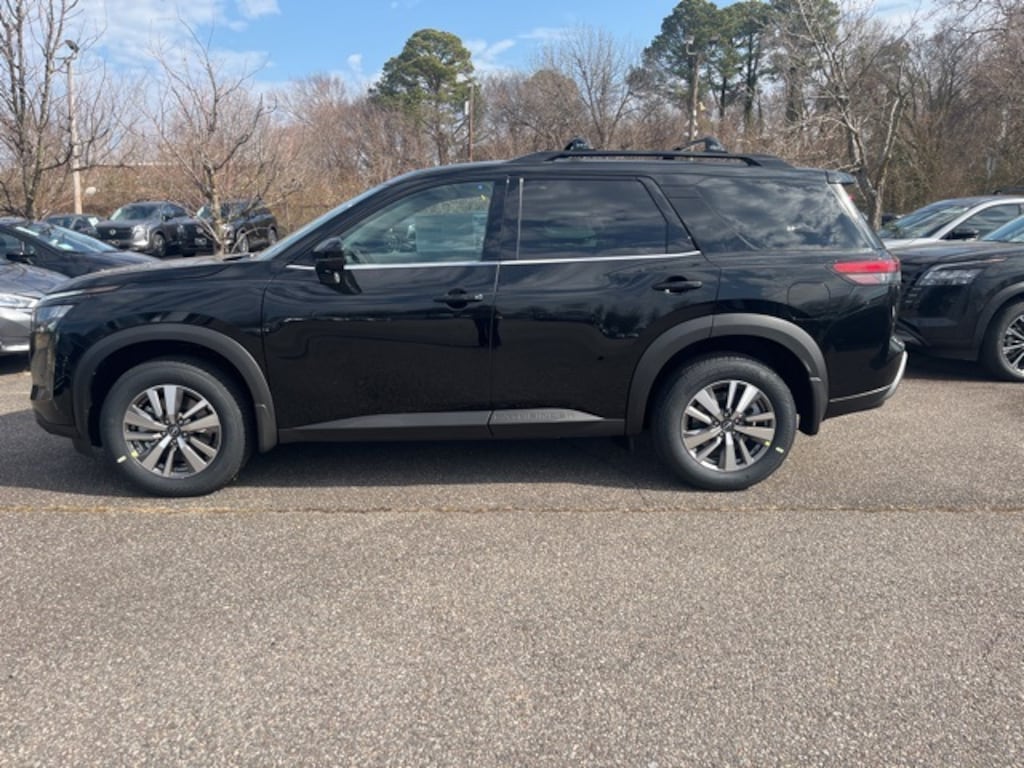 New 2026 Nissan Pathfinder SL SUV