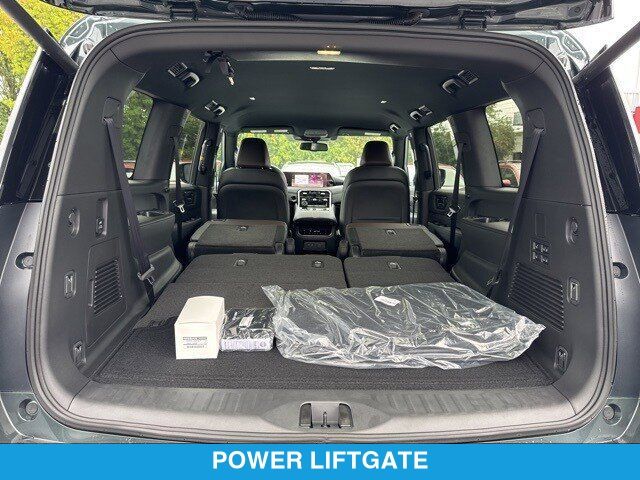 2026 Nissan Armada SL - Photo 26