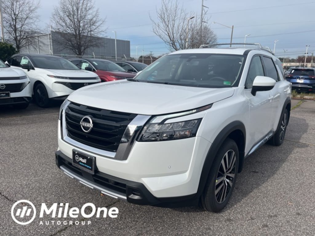 New 2025 Nissan Pathfinder Platinum SUV