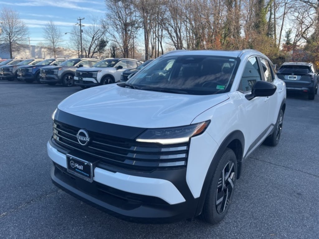 New 2026 Nissan Kicks SV SUV