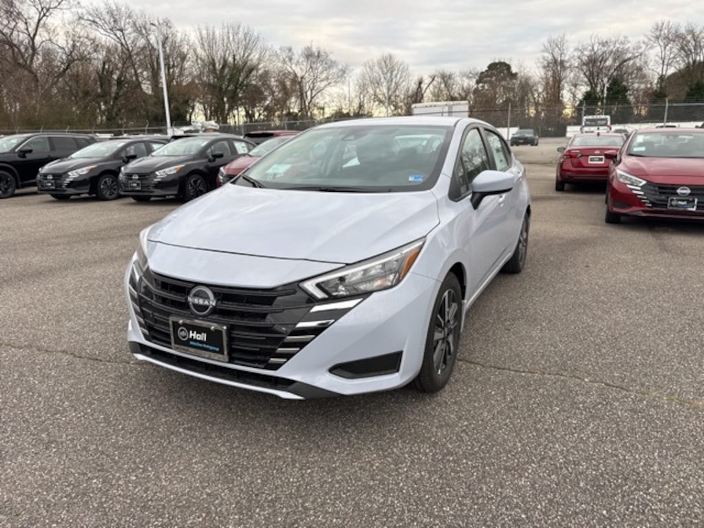 New 2025 Nissan Versa 1.6 SV Sedan
