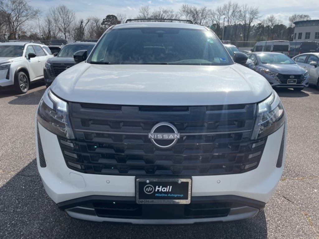 New 2026 Nissan Pathfinder SL SUV