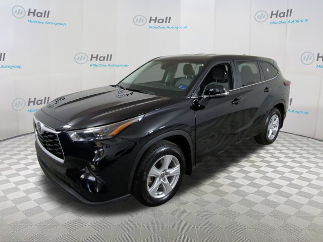 Used 2025 Toyota Highlander SUV