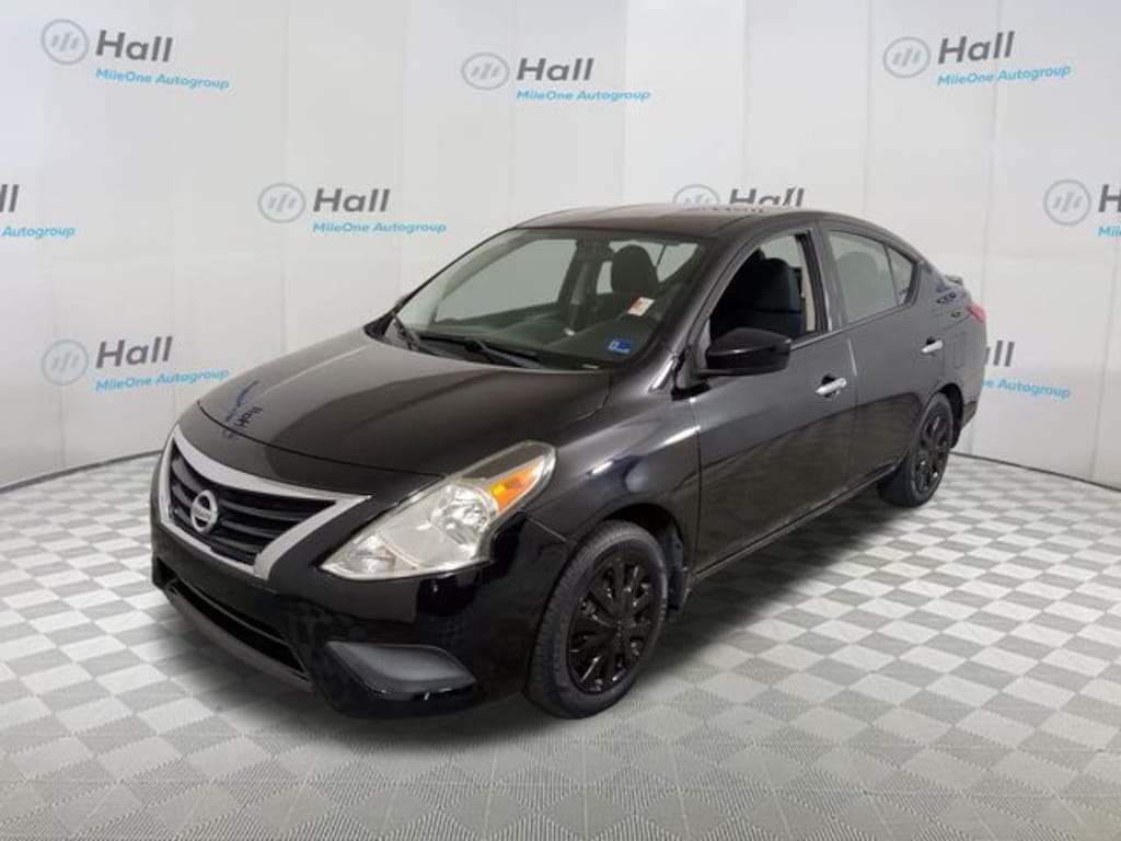Used 2016 Nissan Versa 1.6 SV Sedan