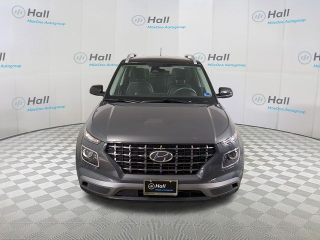 Used 2023 Hyundai Venue Limited SUV