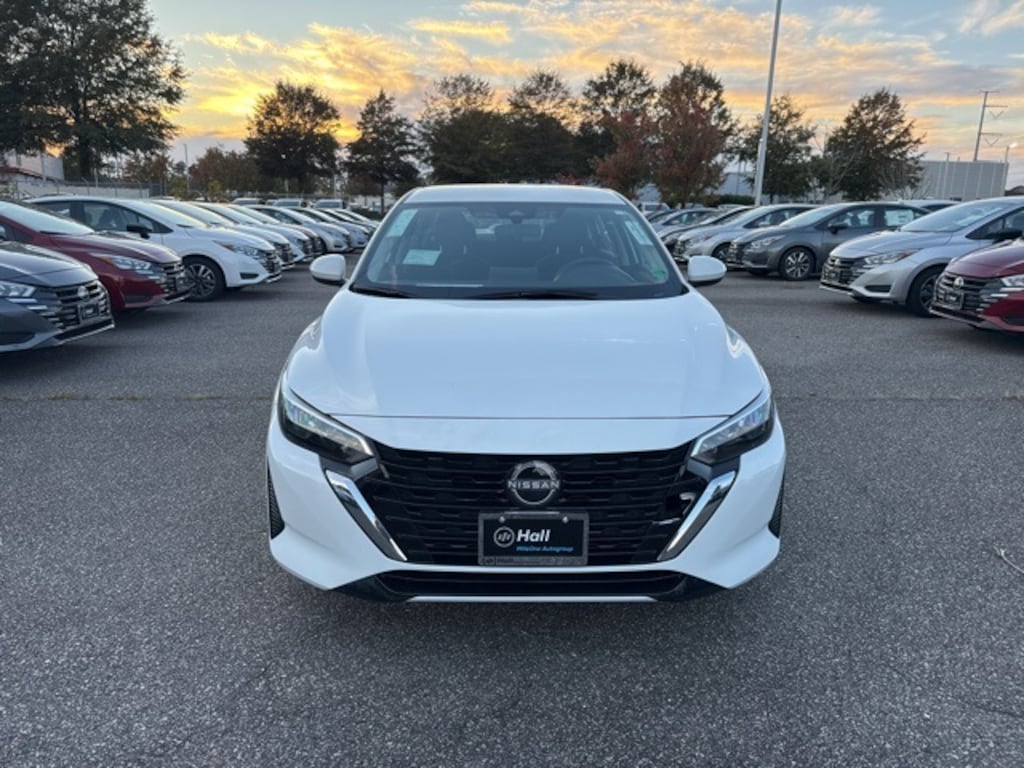 New 2025 Nissan Sentra SV Sedan