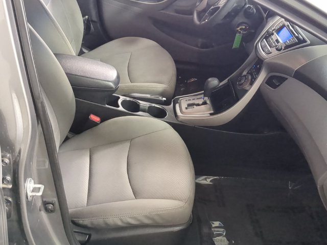 2013 Hyundai Elantra GLS - Photo 25