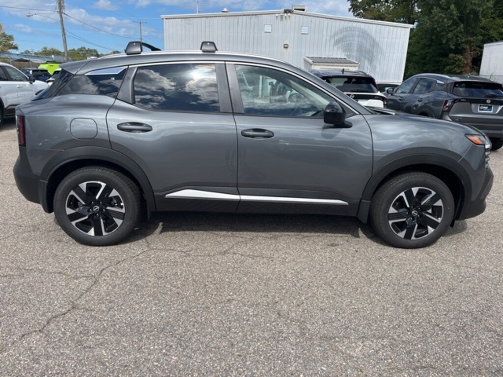 New 2026 Nissan Kicks SV SUV