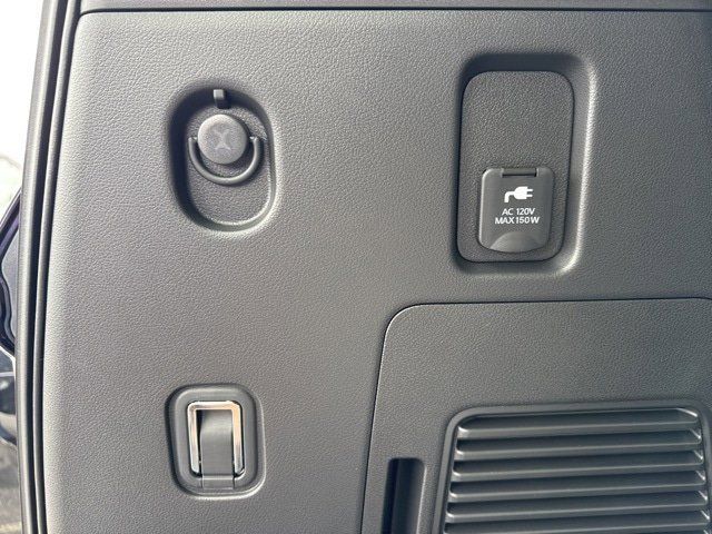 2026 Nissan Armada SL - Photo 23