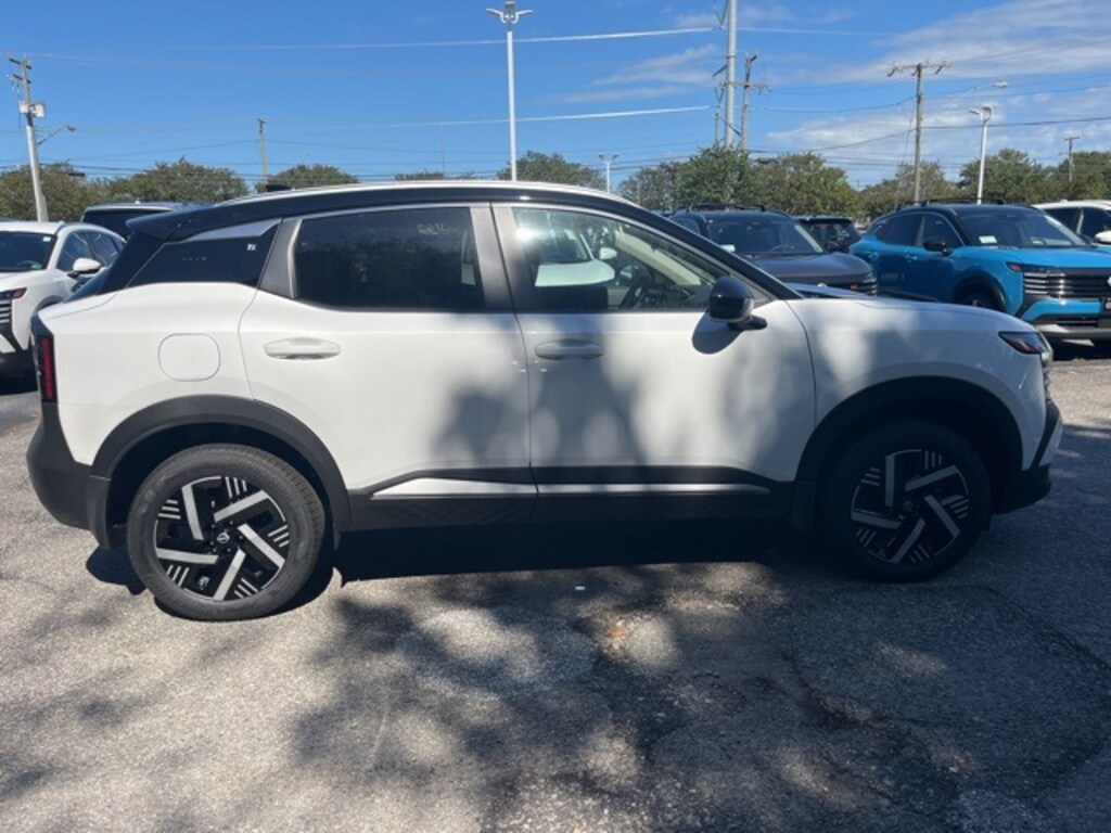 New 2026 Nissan Kicks SV SUV