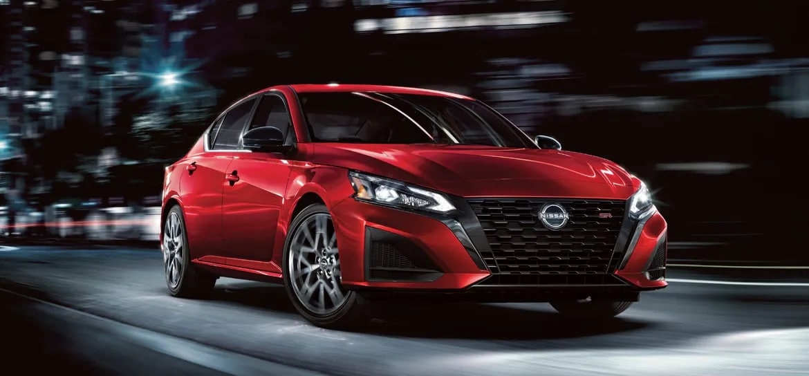2024-nissan-altima-red-performance-cruise.png