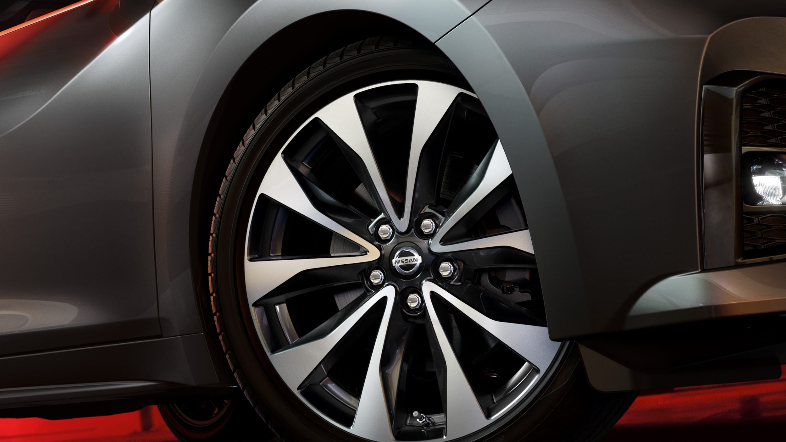 Nissan_Parts_Wheel.jpg