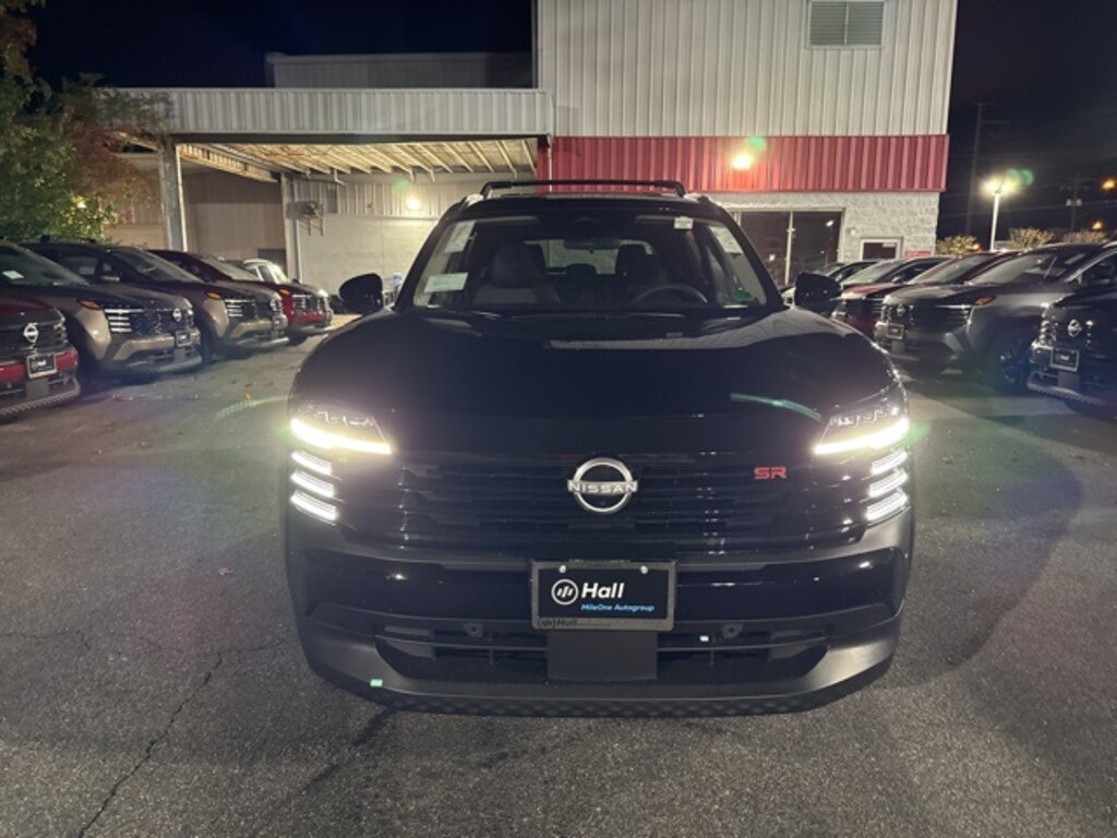 New 2026 Nissan Kicks SR SUV