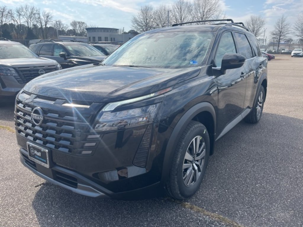 New 2026 Nissan Pathfinder SL SUV