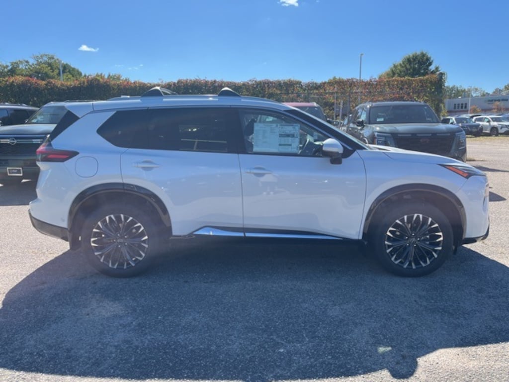 New 2026 Nissan Rogue Platinum SUV