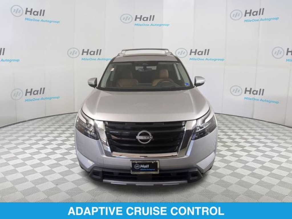 Used 2025 Nissan Pathfinder Platinum SUV