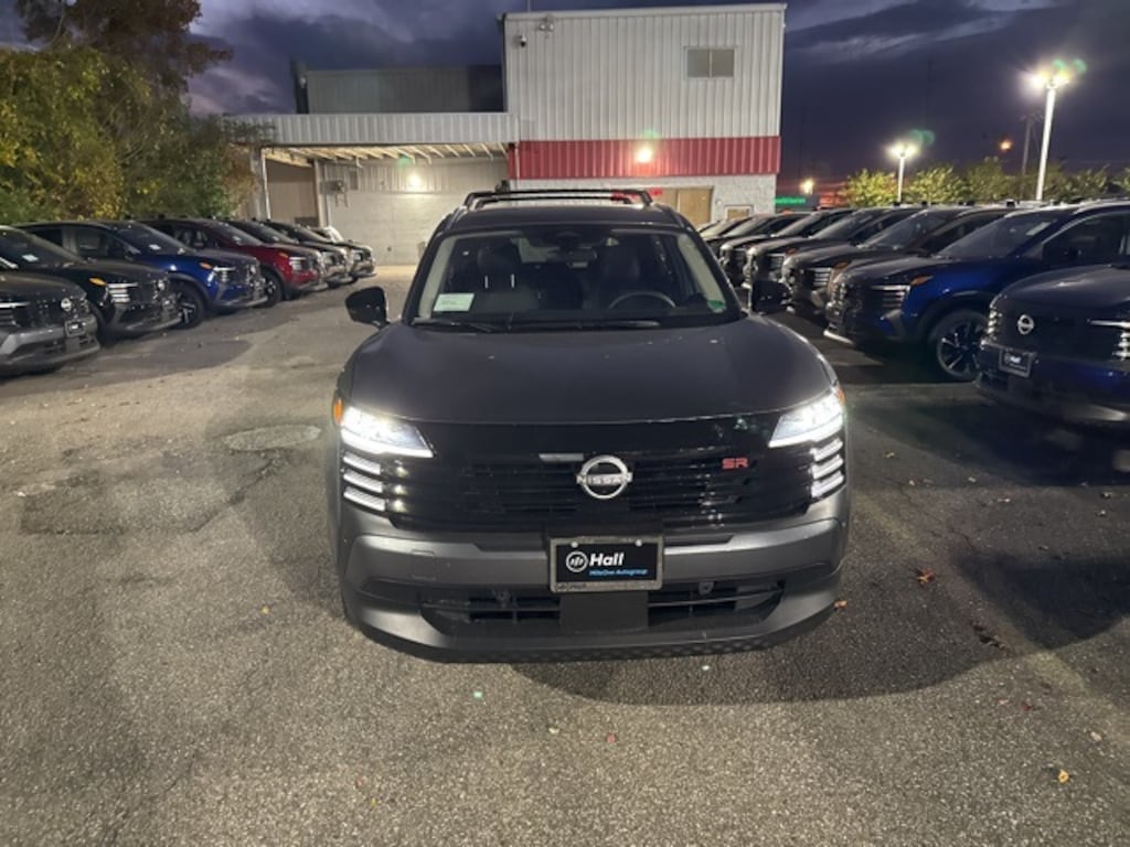 New 2026 Nissan Kicks SR SUV