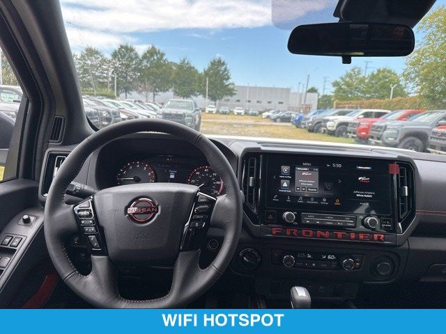 2025 Nissan Frontier PRO-4X - Photo 11